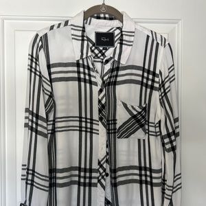 Rails Women’s flannel button up shirt